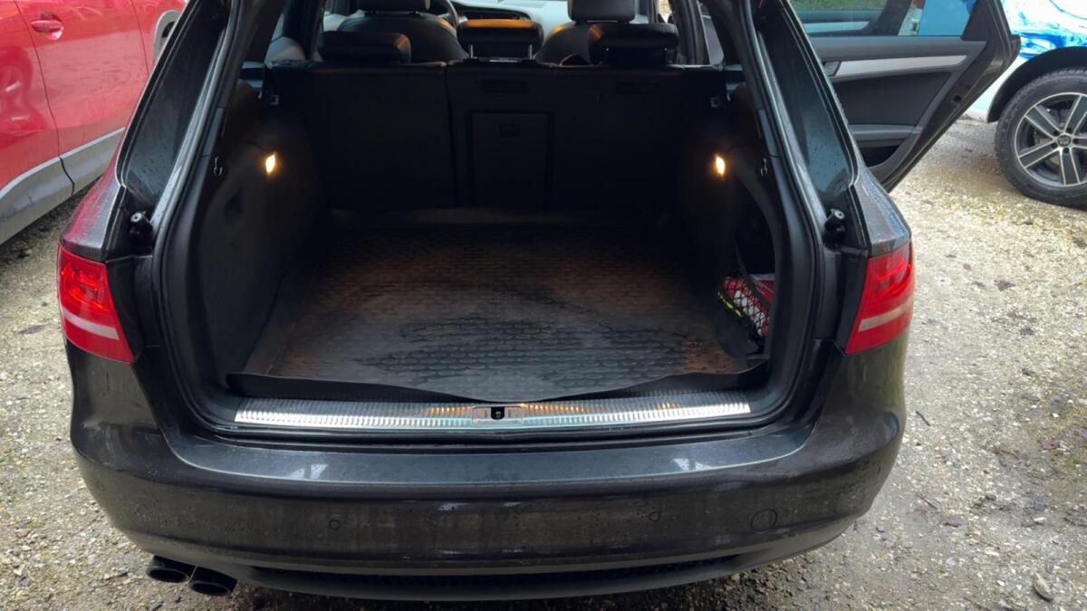 Audi A4 B8 1.8 TFSI Kombi/Family Van 3