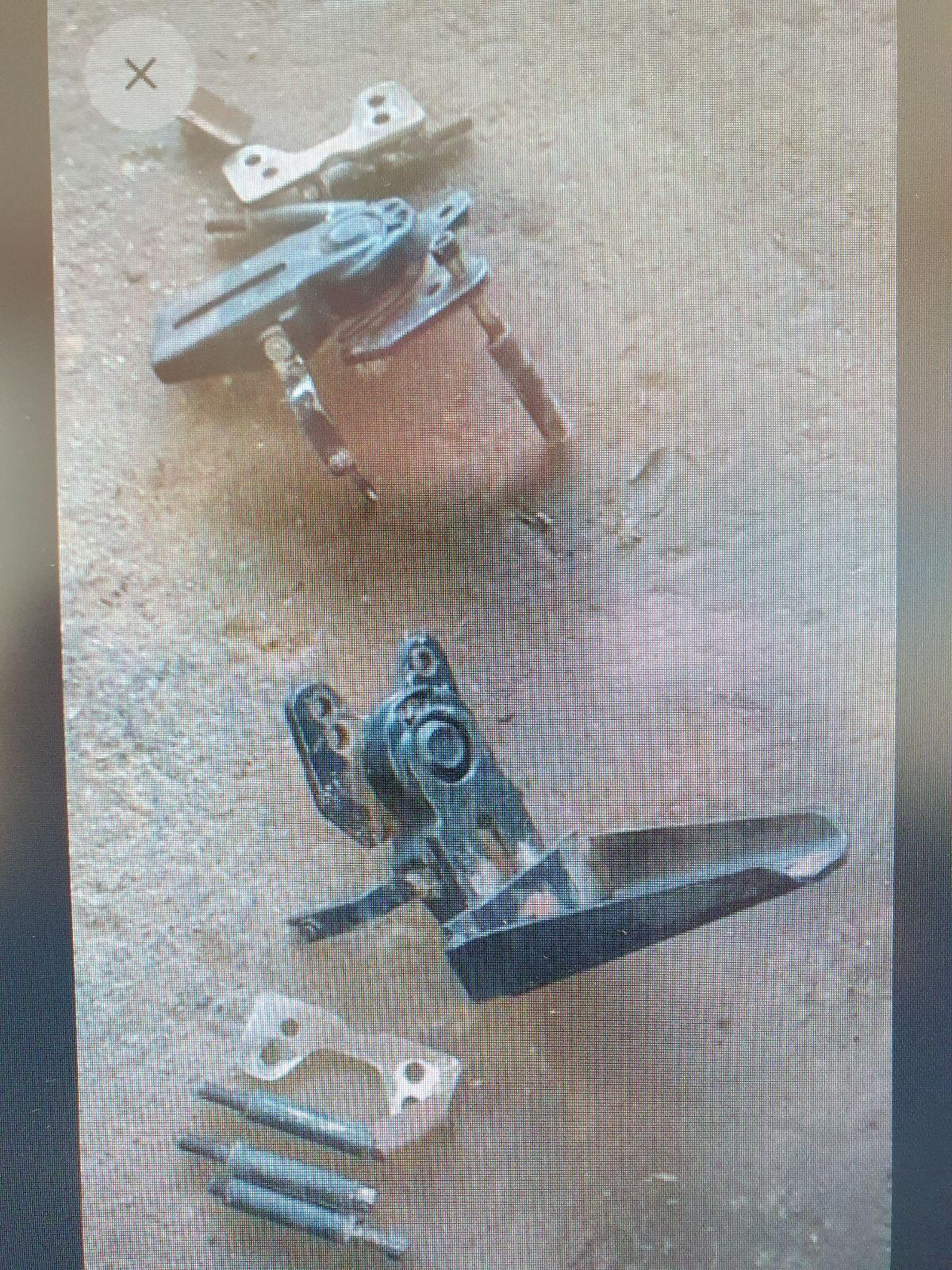 Steyr Kotflügelhalterungen schwenkbar 2