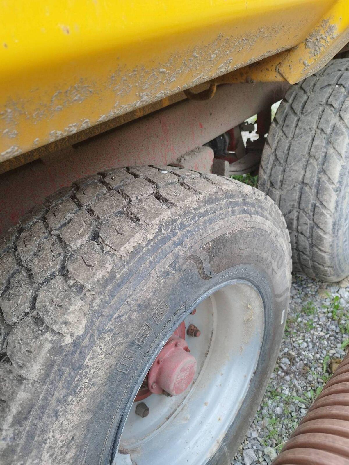 Tandem-Baukipper Pronar 3