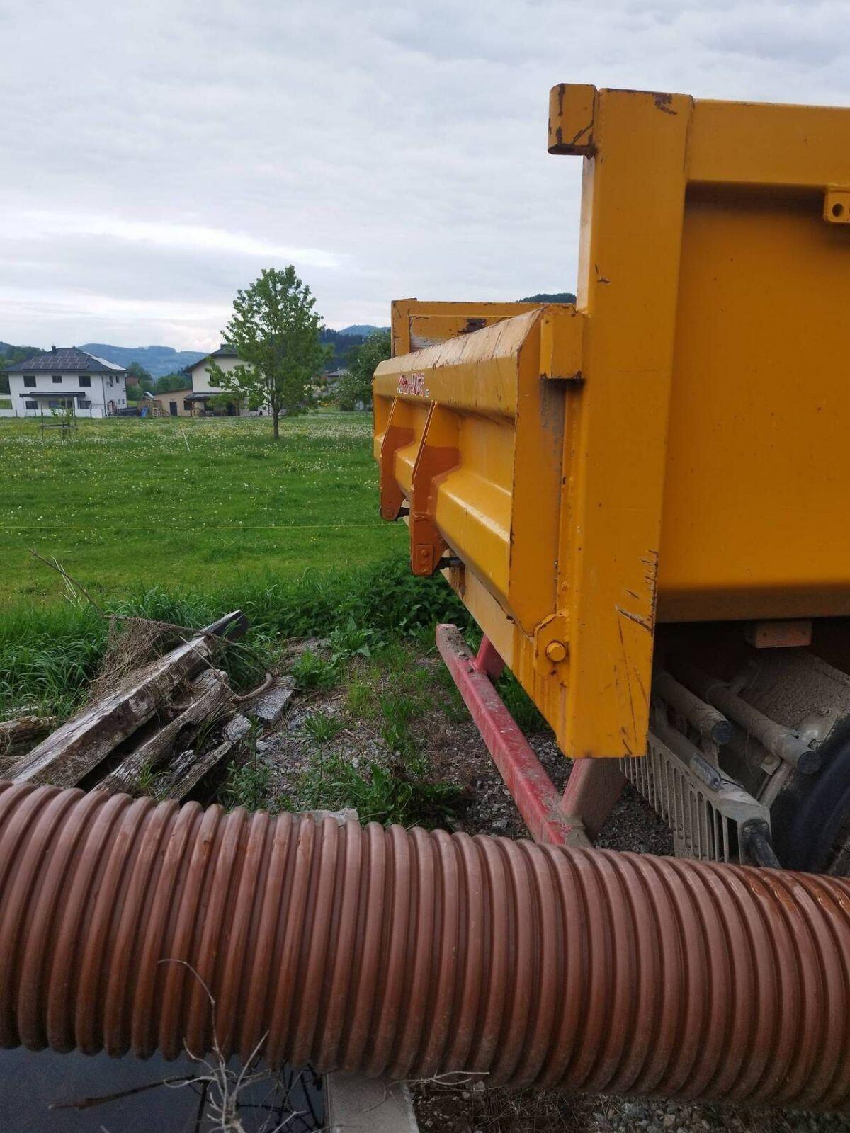 Tandem-Baukipper Pronar 2