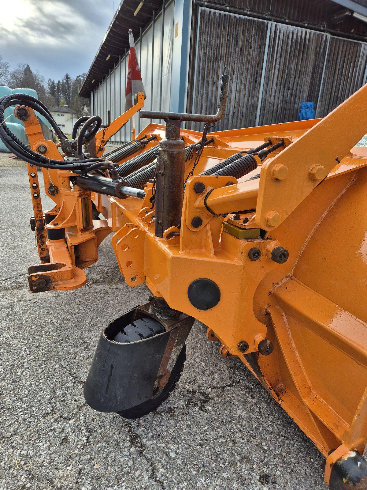 Hydrac Schneepflug LB-II-280 3