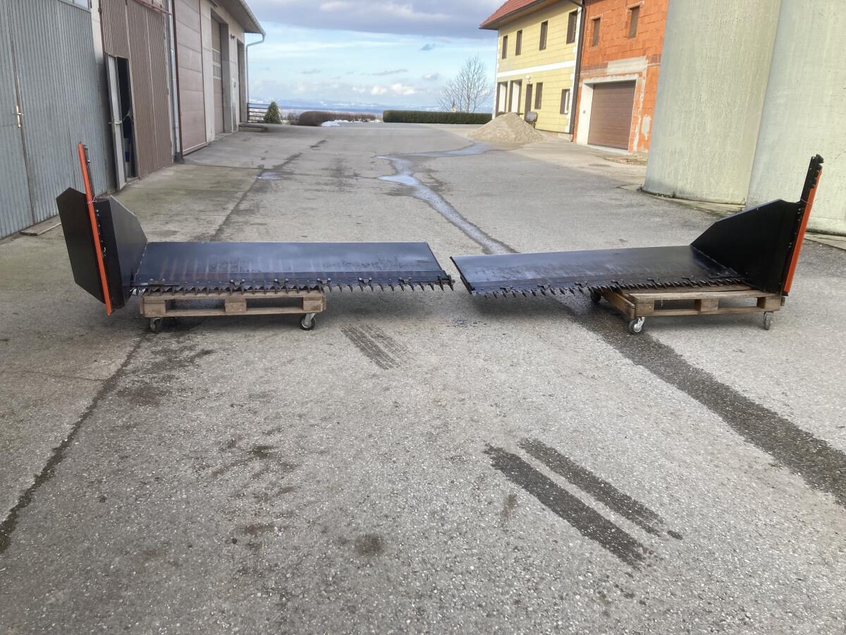 Rapstisch für Claas C450 Klappschneidwerk 2