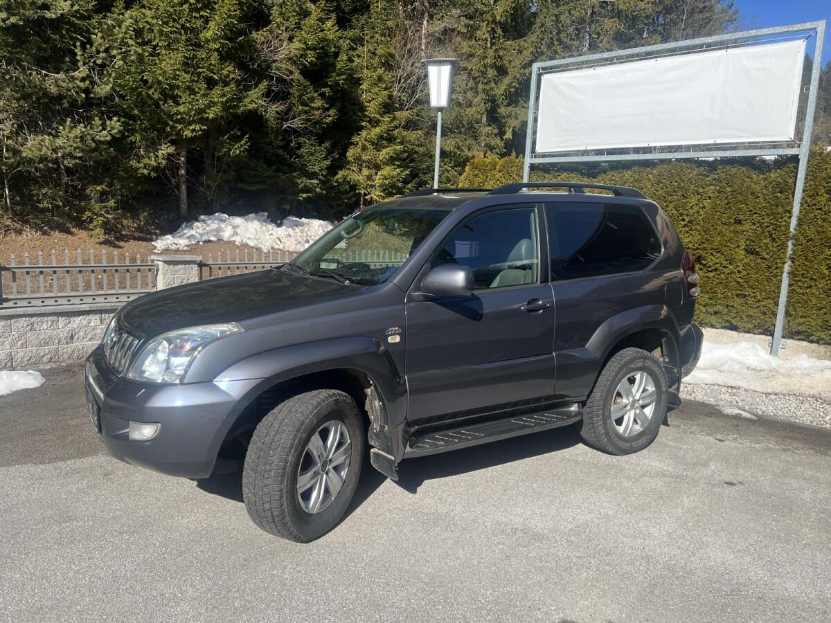 Toyota Land Cruiser 3