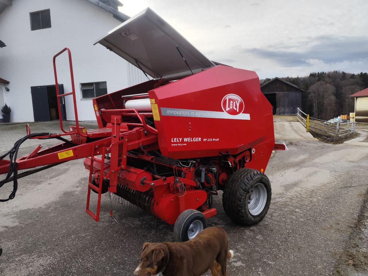 Verkaufe Ballenpresse RP 235 Profi Welger 2