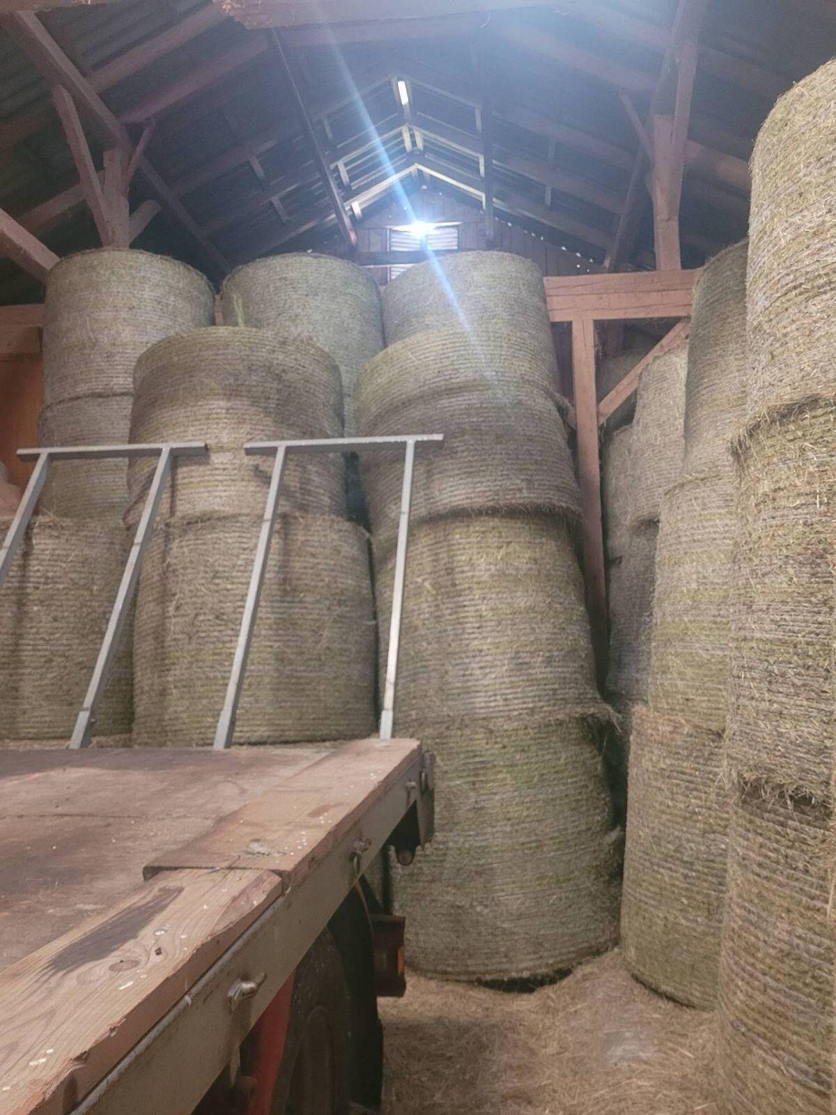 Verkaufe Heuballen 1,30 m 3