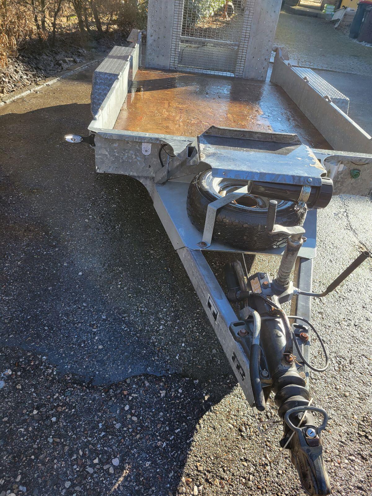 Baggerhänger Ifor Williams 3