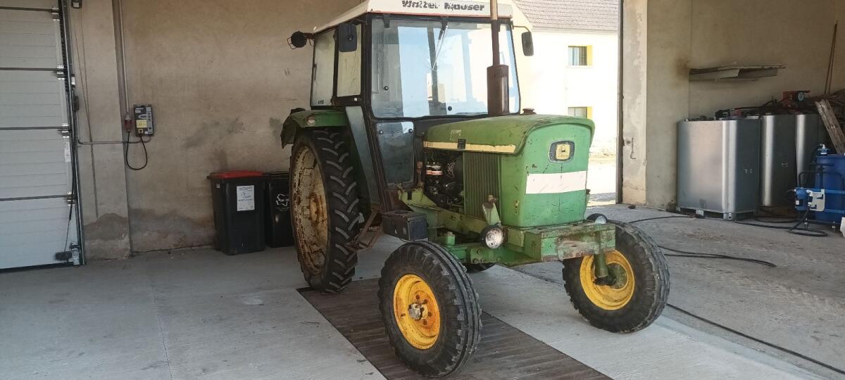 John Deere Traktor 2130, 2650 3