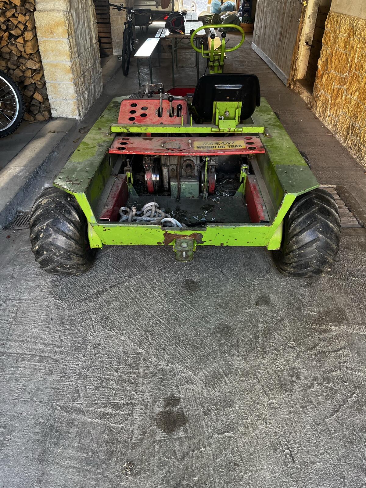 Rasant Bergtrak Wanze 6x6 2