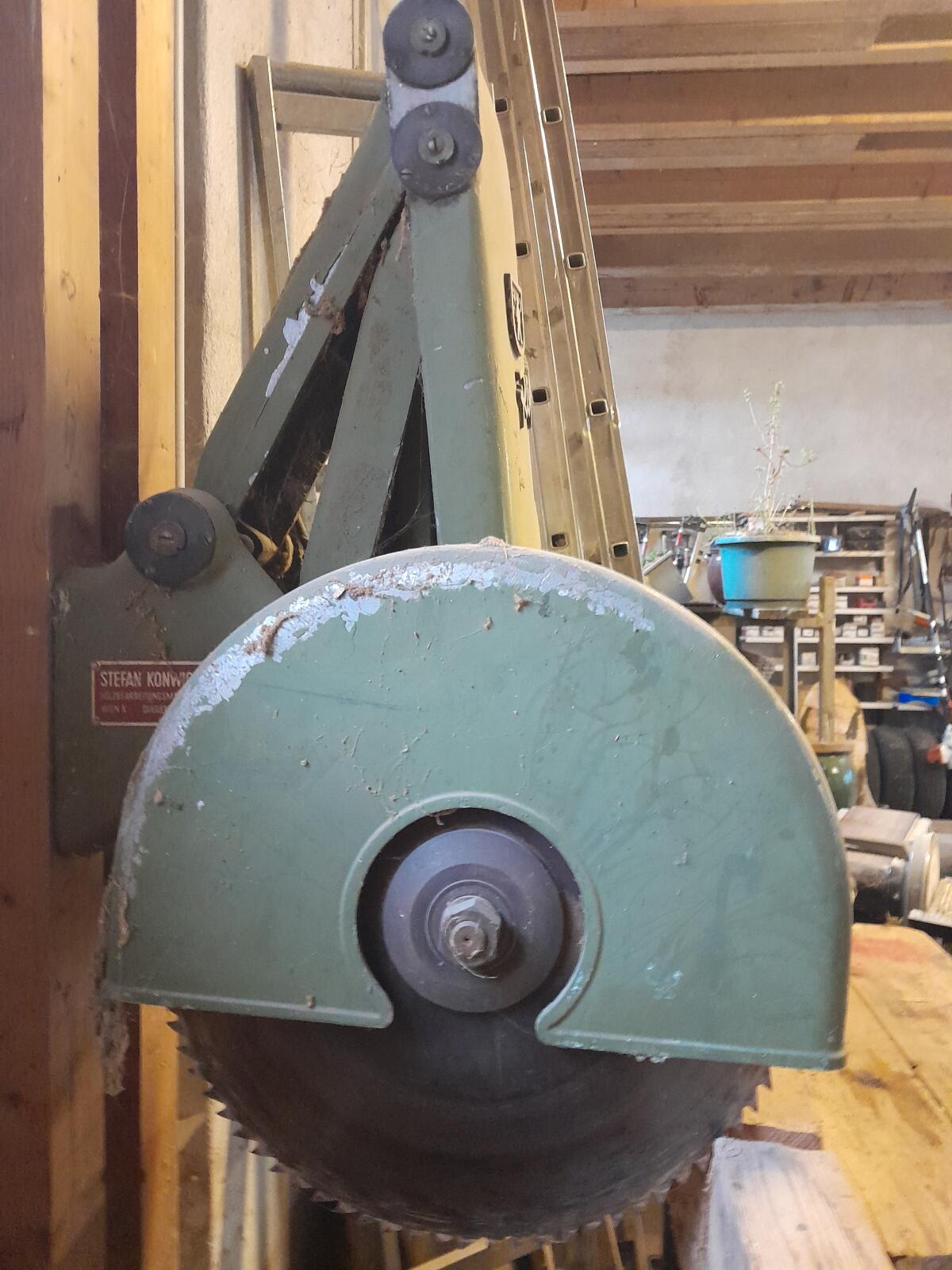 Holzbearbeitung Kappsäge 2