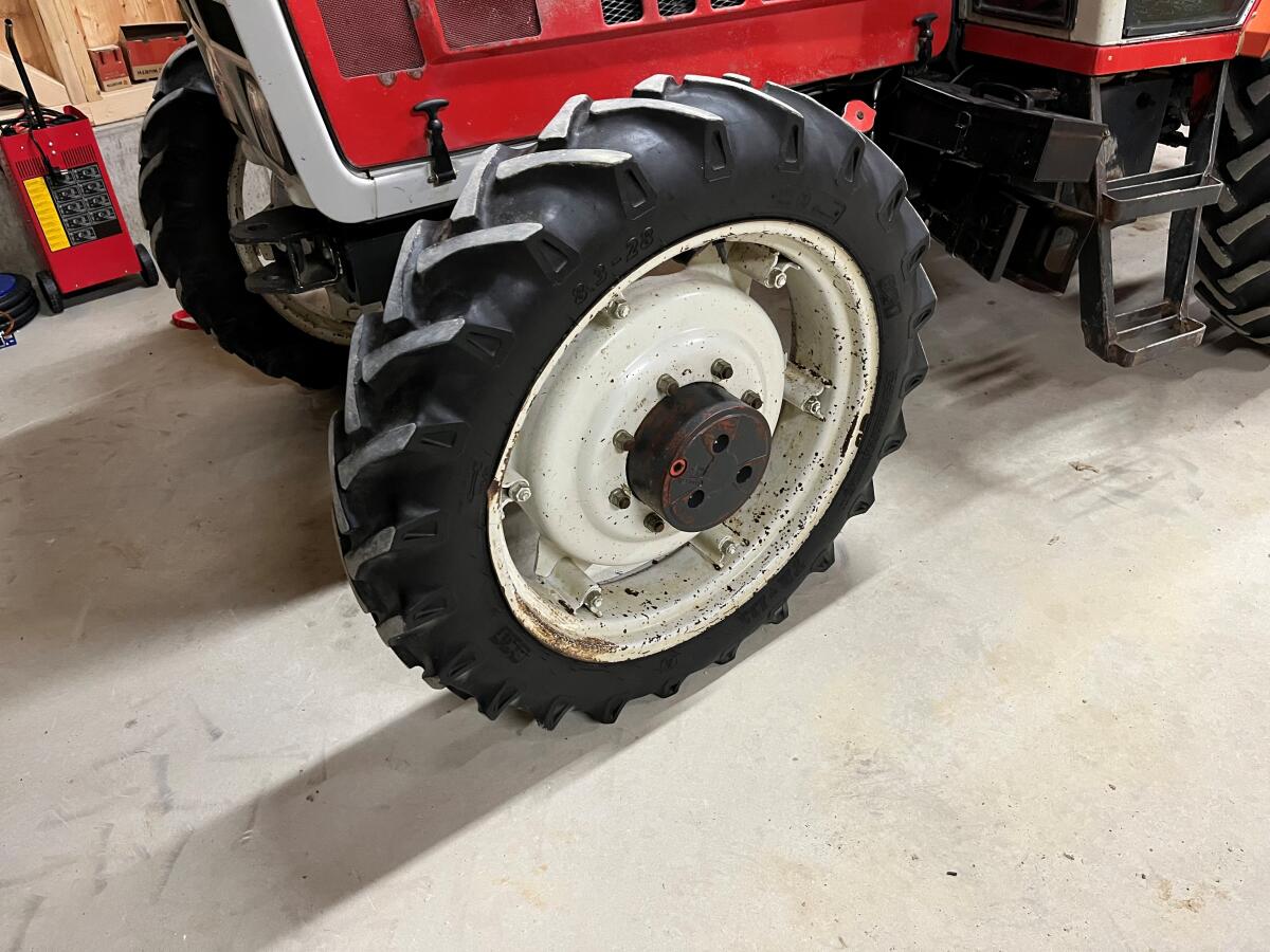 Pflegebereifung Komplettsatz Steyr 8000/900 2