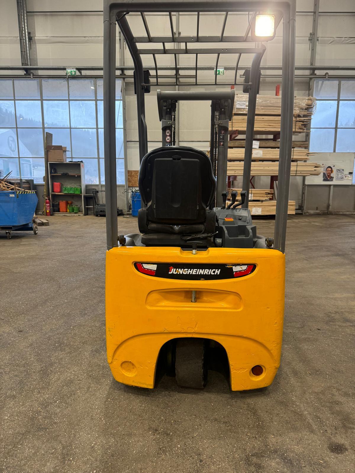 Jungheinrich EFG 113 2