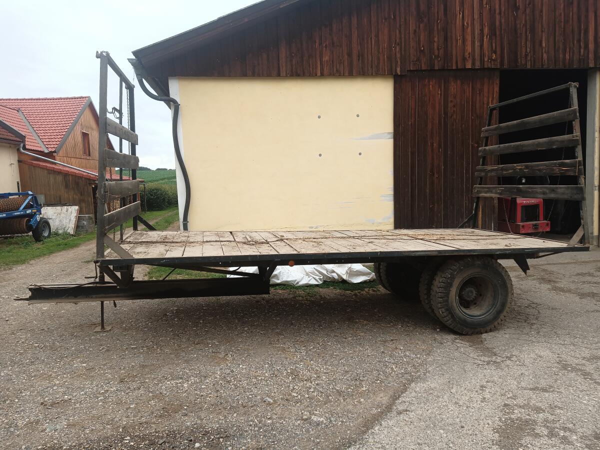 Plateau Anhänger 2