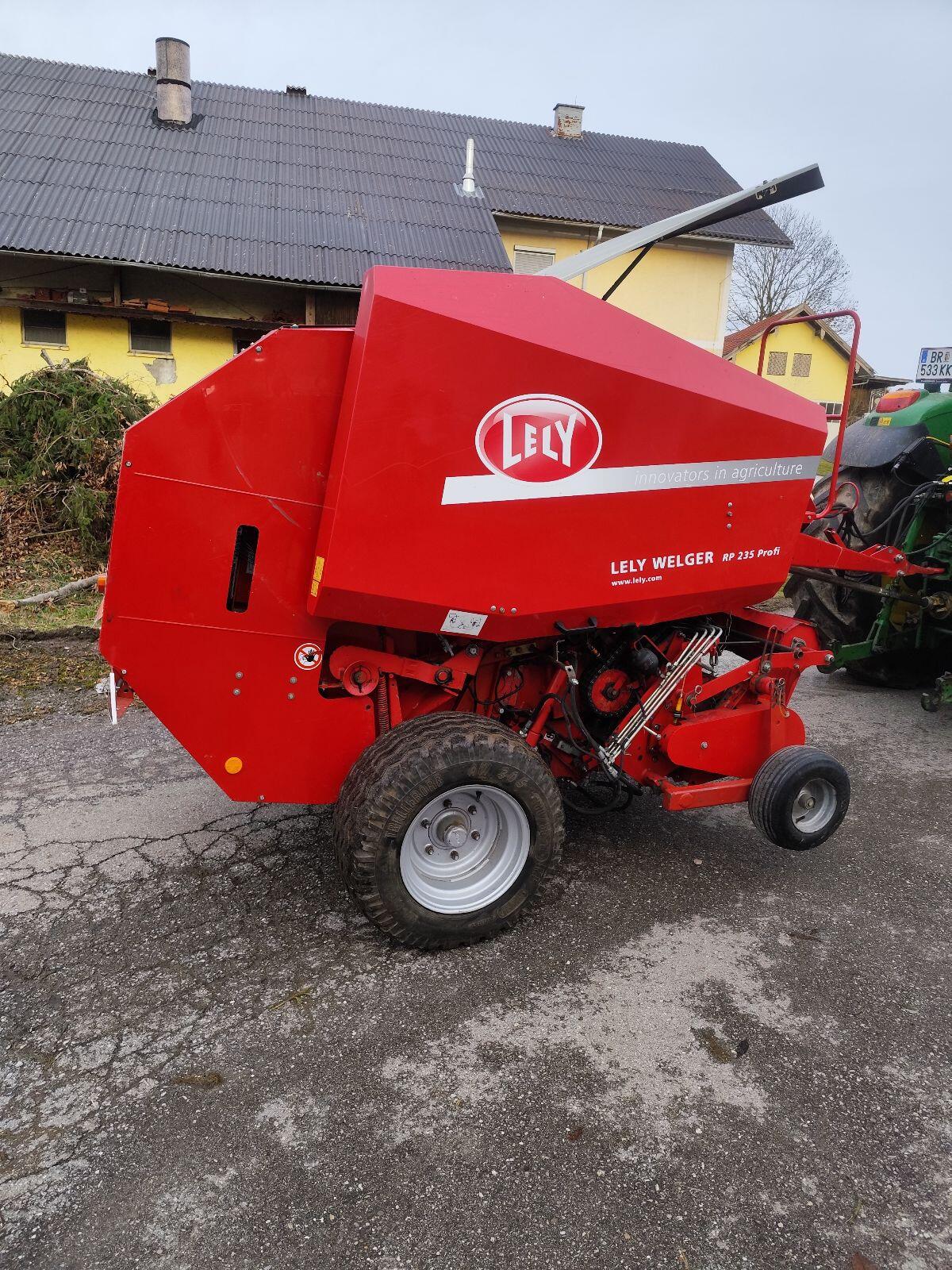 Verkaufe Ballenpresse RP 235 Profi Welger 3