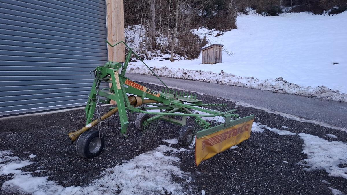 Schwader Stoll R 285 DS 3