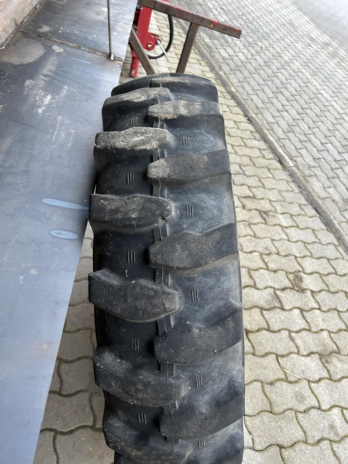 Baggerreifen 2