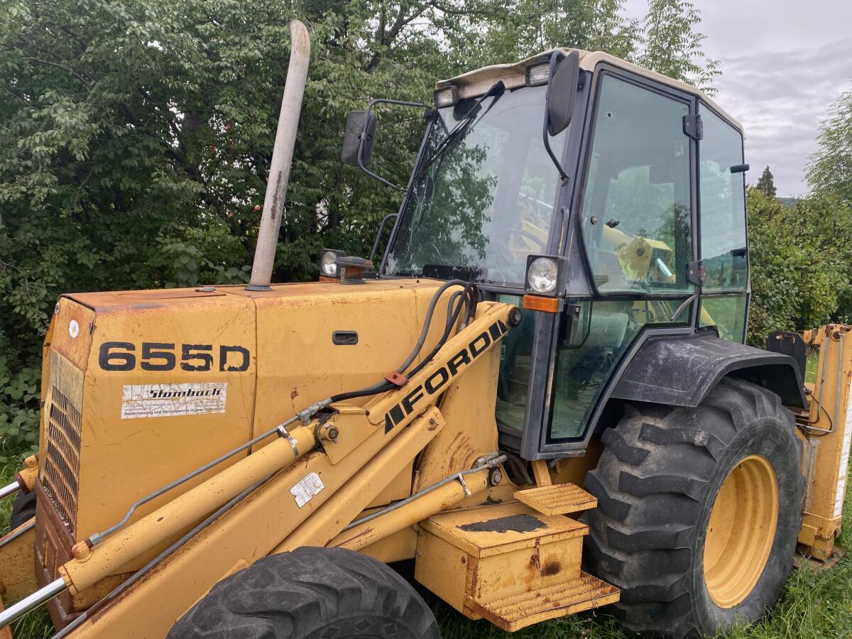 Ford 655D Baggerlader 2