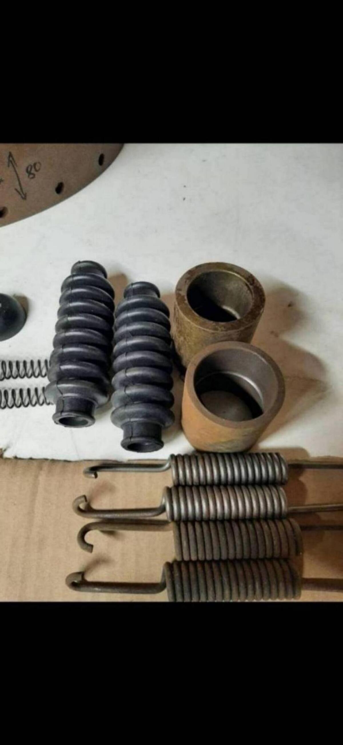 Restteile Bremse Zettelmeyer Baumaschine 3