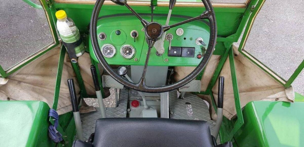 Oldtimer Steyr Traktor 180a 3