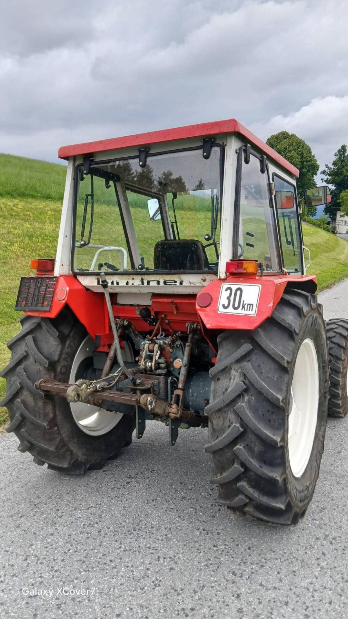 Lindner 1600 A Turbo mit Frontlader 2