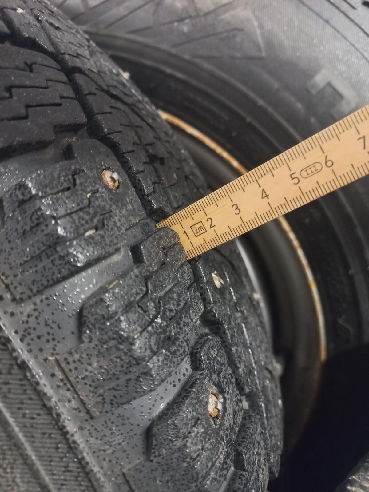 Toyota HiLux Winterreifen 2