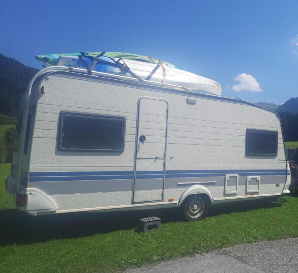 Wohnwagen Hobby 495 2