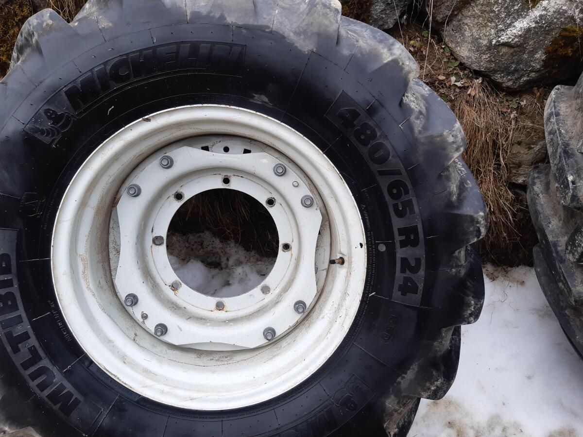 Michelin Reifen 600/65R34 480/65R24 3