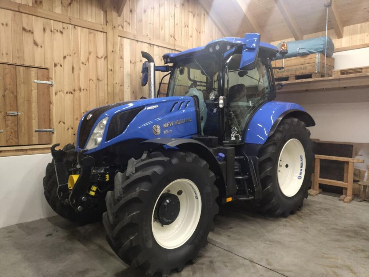 New Holland T6.175 Auto Command SideWinder II 2