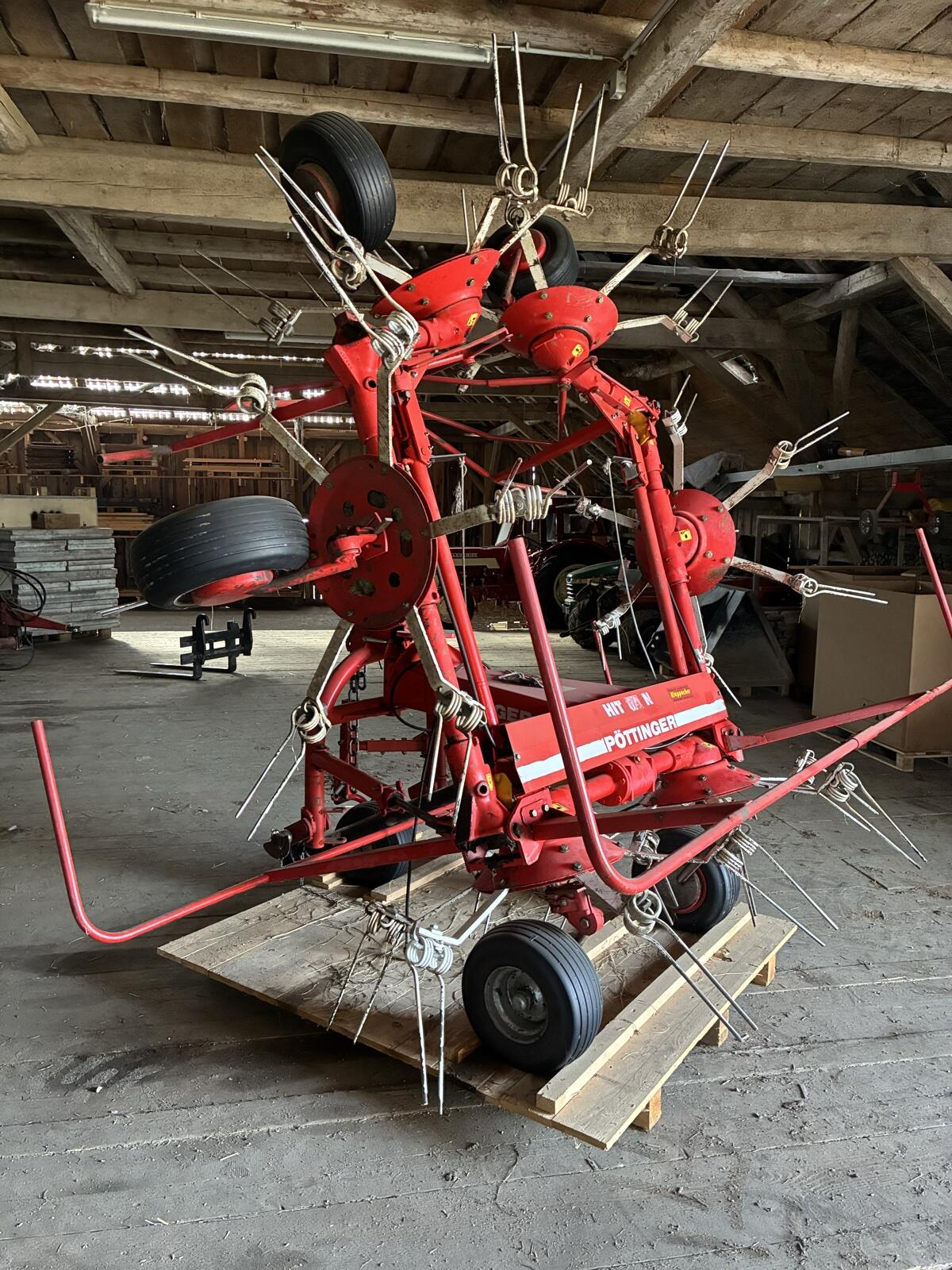 Pöttinger Kreiselheuer Hit 69N 3