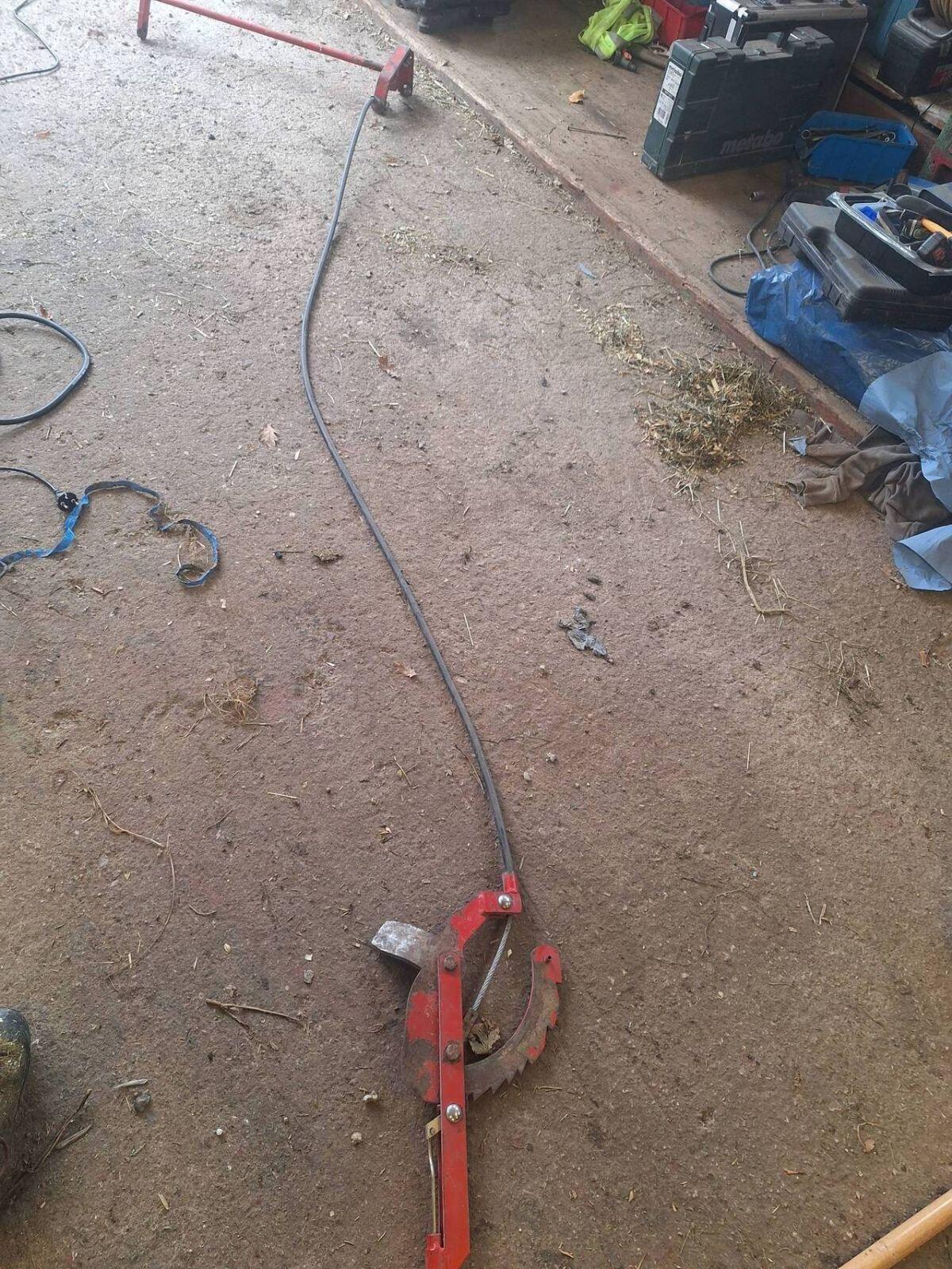 Pöttinger Kratzbodenverstellung Seilzug 2