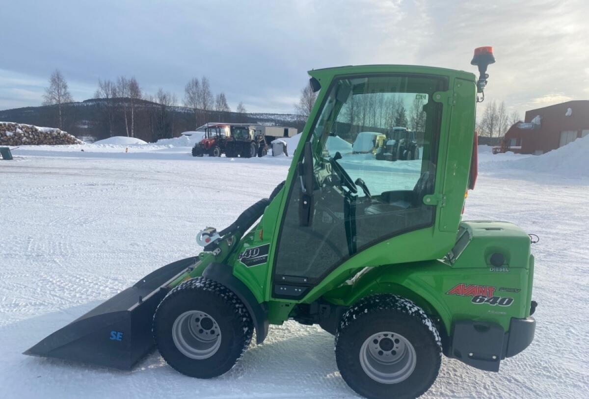 Kompaktlader Avant 640 2