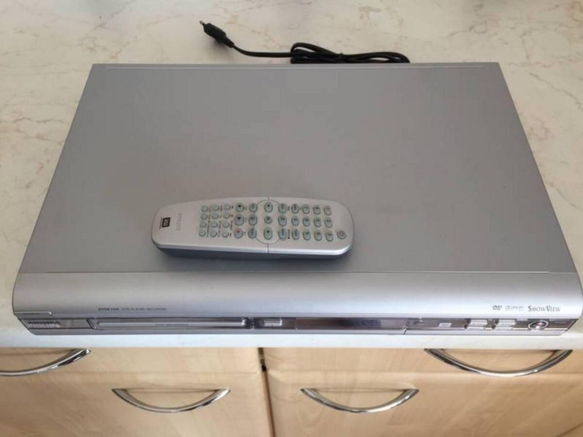 Philips DVDR 3305 DVD-Rekorder silber 3