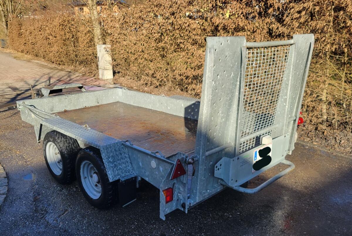 Baggerhänger Ifor Williams 2