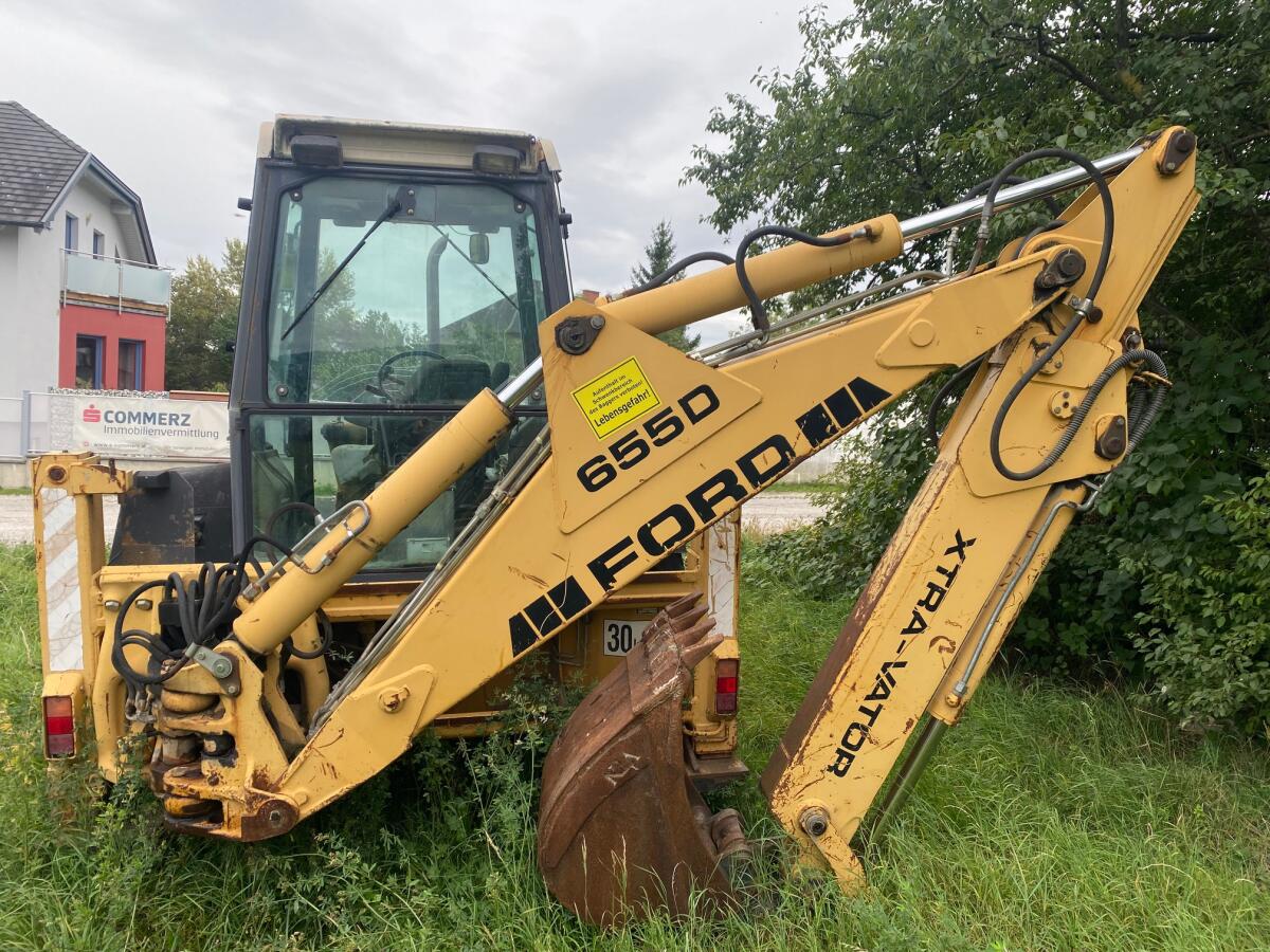 Ford 655D Baggerlader 3