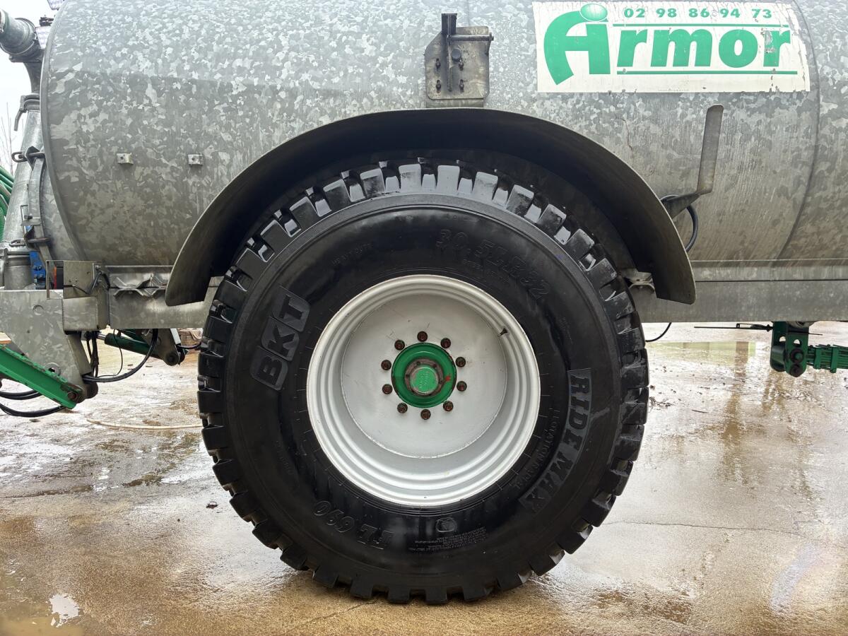 Armor Güllefass Schleppschlauch 2