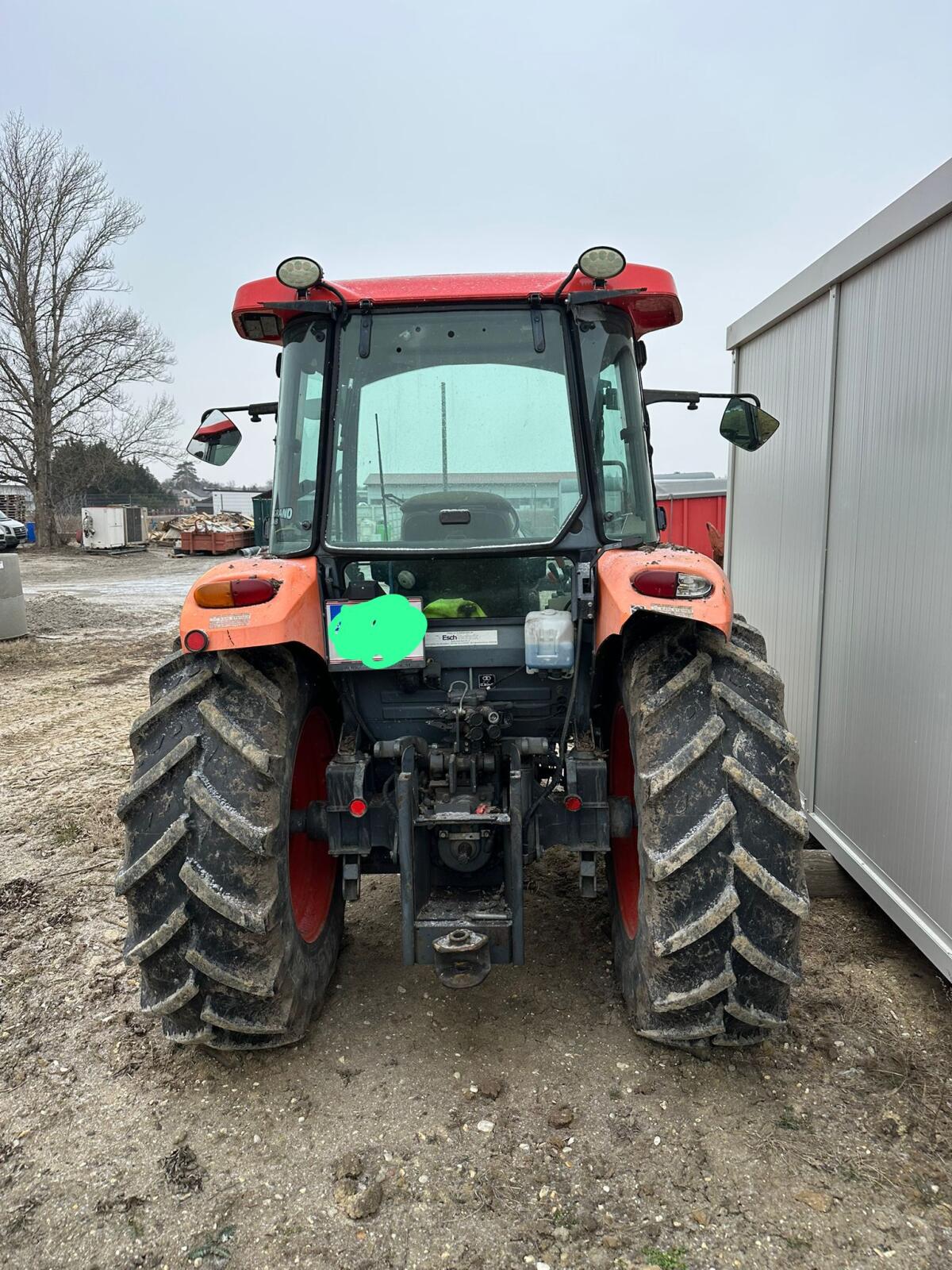 Kubota M6040 Traktor 3