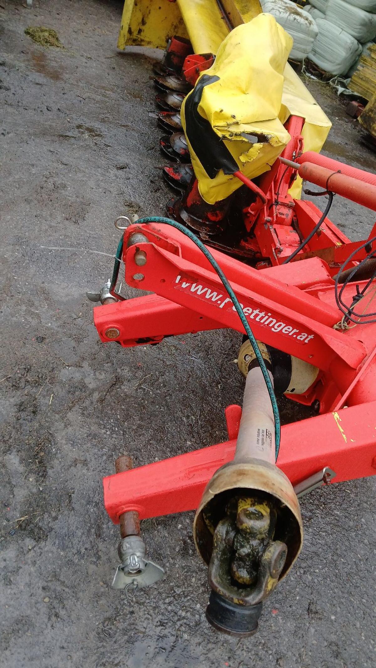 Mähwerk Pöttinger Novadisc 305 3