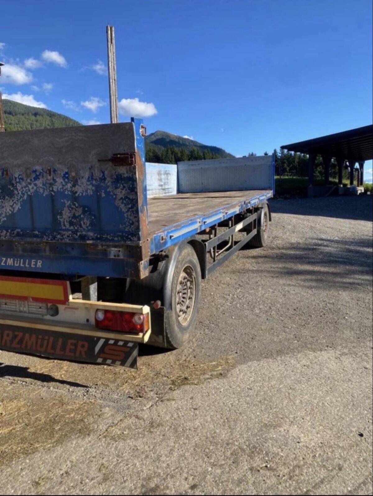 Ballenanhänger Schwarzmüller 3