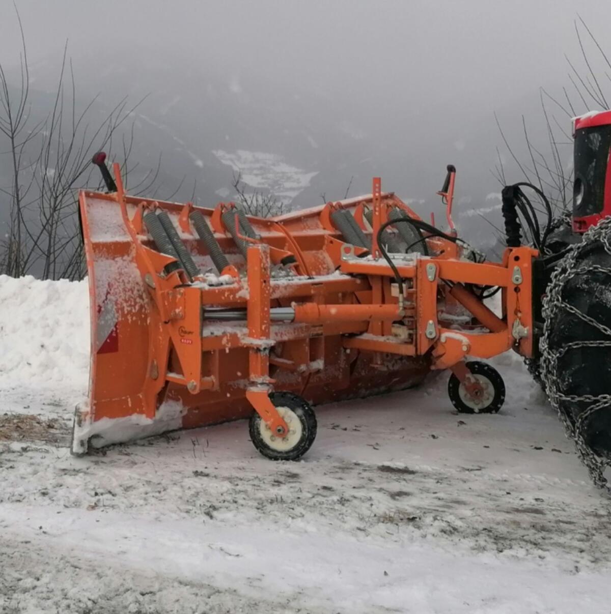 Hauer SRS2-3000 Schneepflug 2