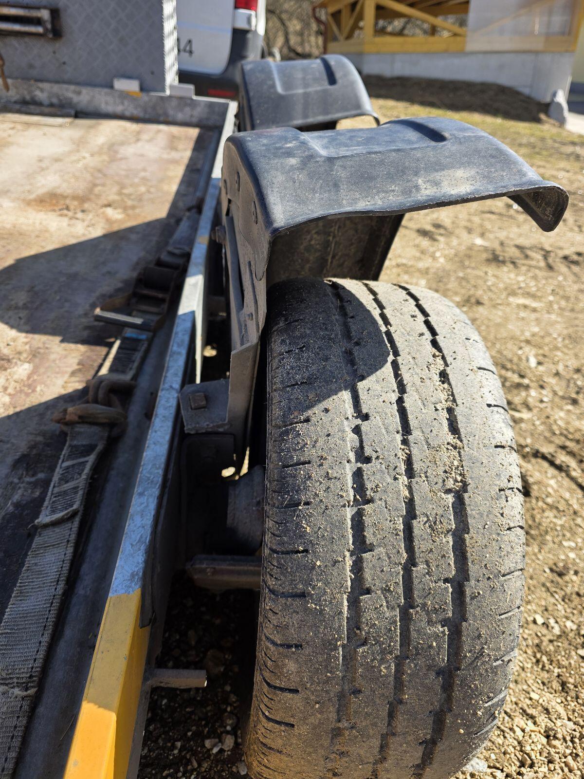 Autoanhänger Humer Lift-Achshänger 3