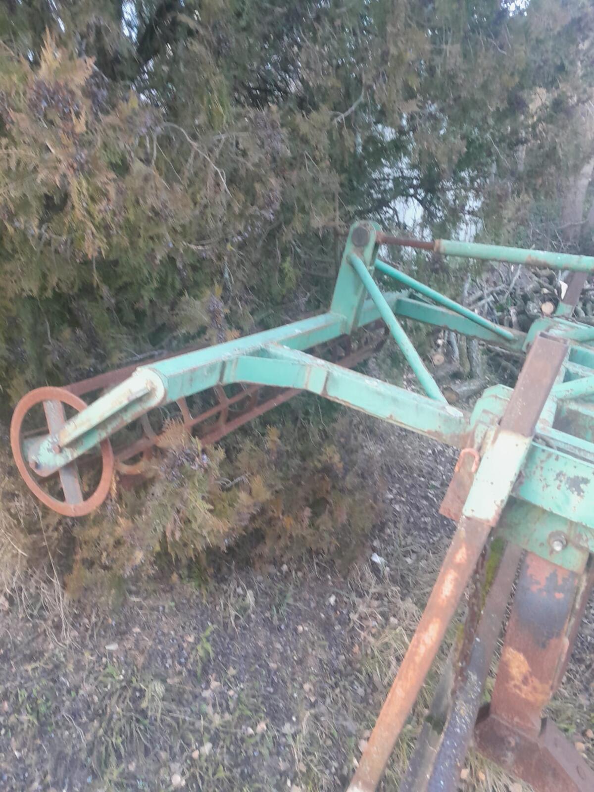 Untergrundlockerer 3