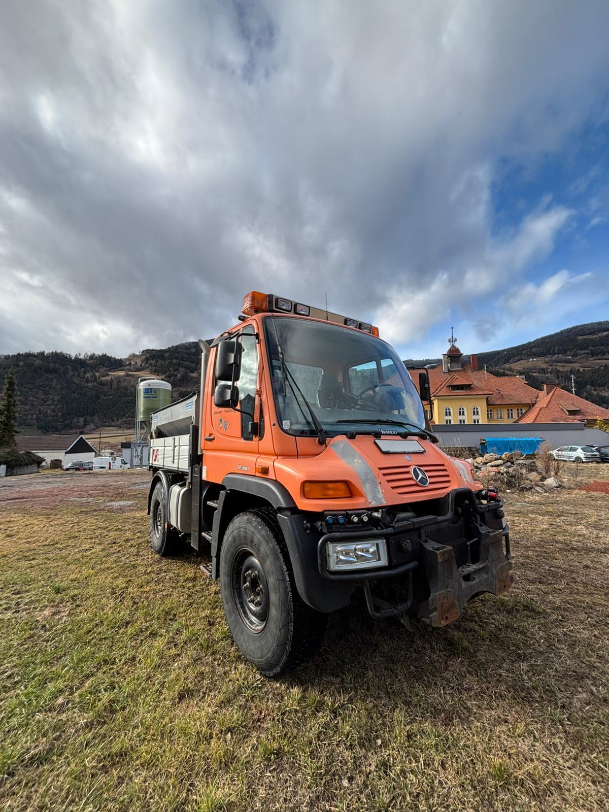 UNIMOG U300 2002 2