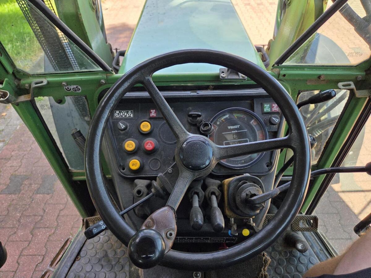 Fendt 275 S ohne Frontlader 2