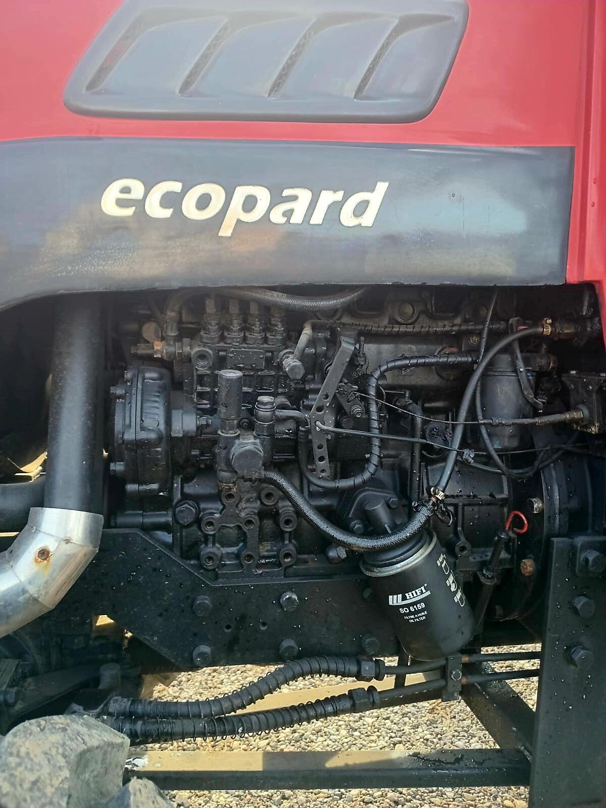 Ecopard Traktor Allrad 4x4 mit Heizung 3
