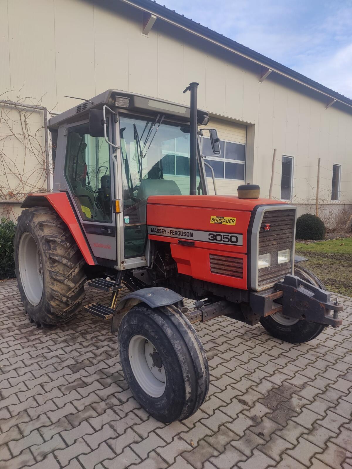 Massey Ferguson 3050 2