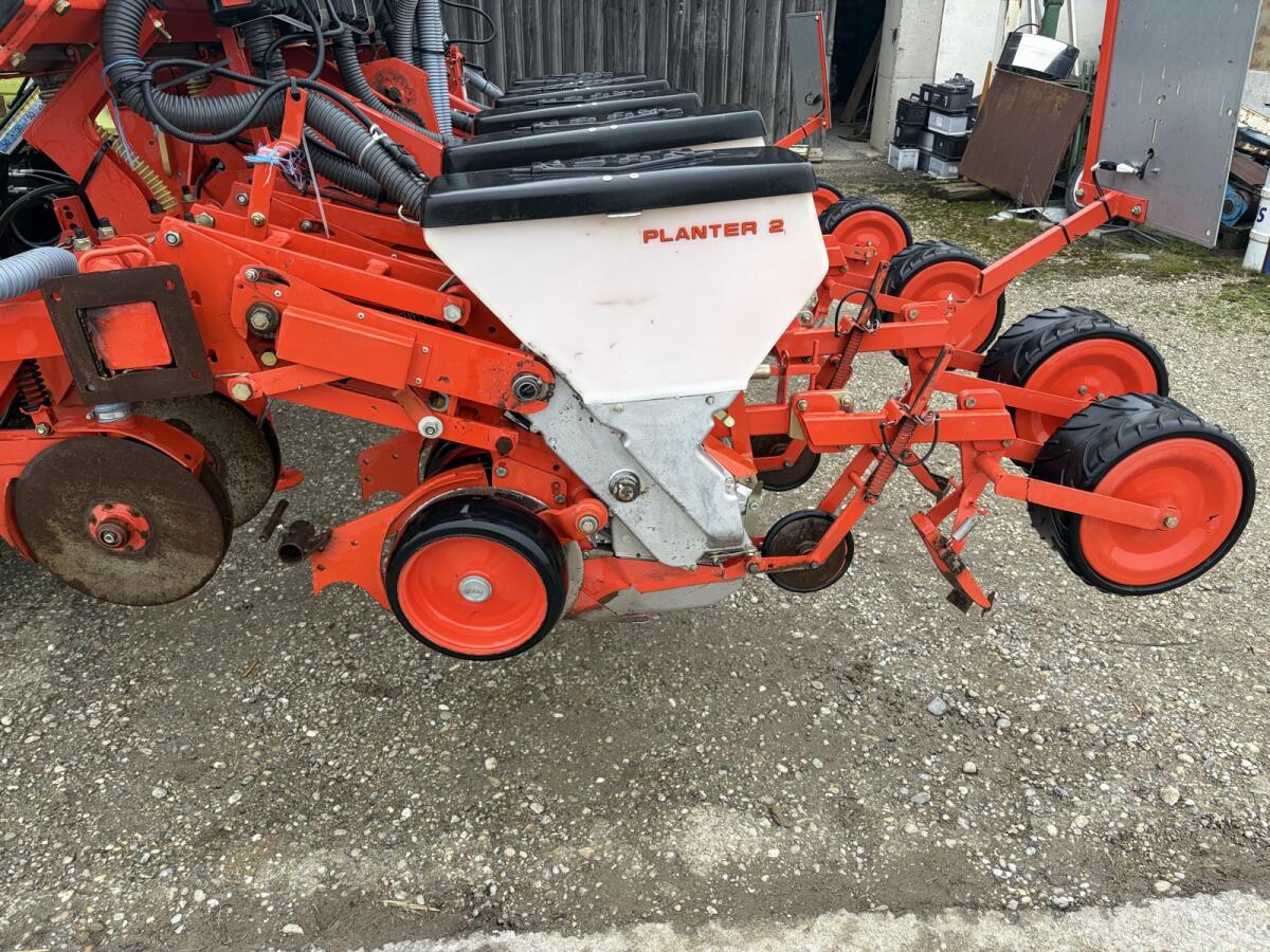 Kuhn Planter 2 2