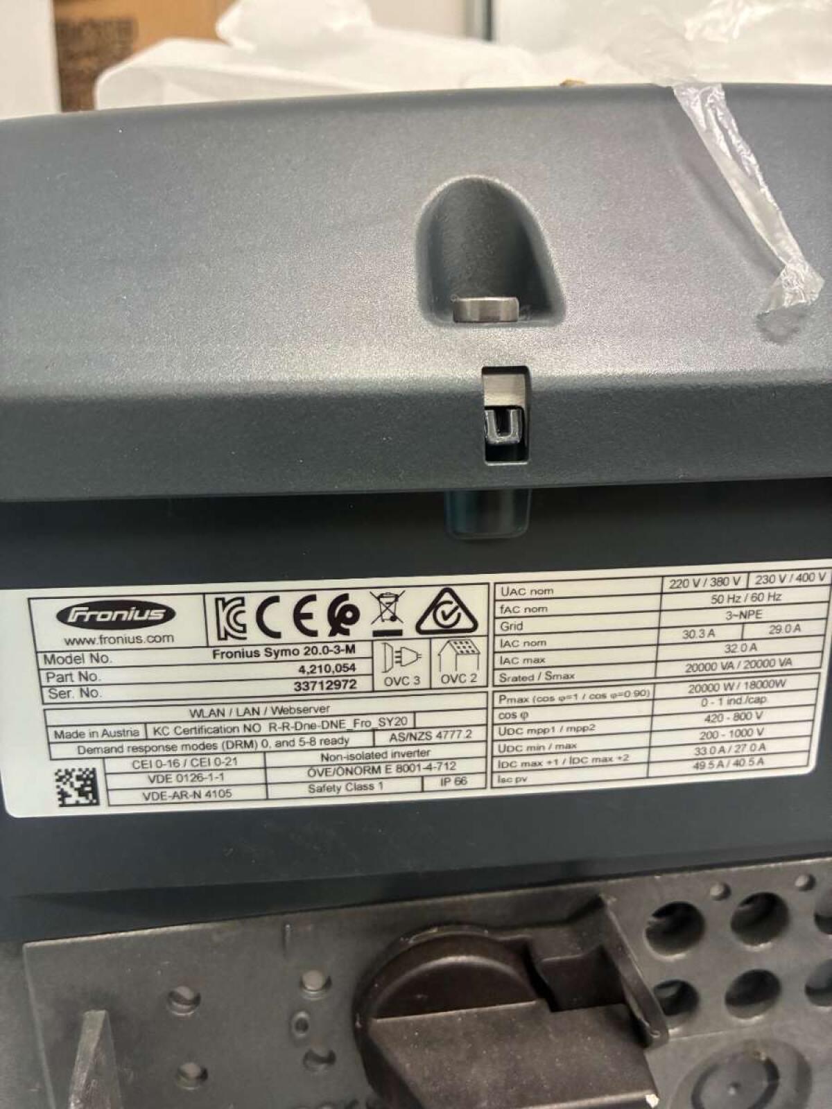 Fronius Symo 20.0-3-M 20 kW Wechselrichter 2