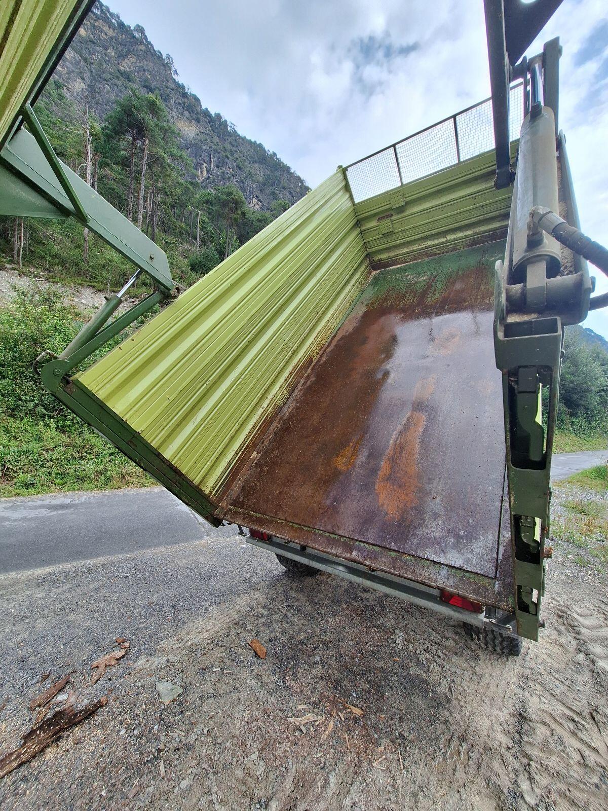 Fliegl 3-Seitenkipper 2