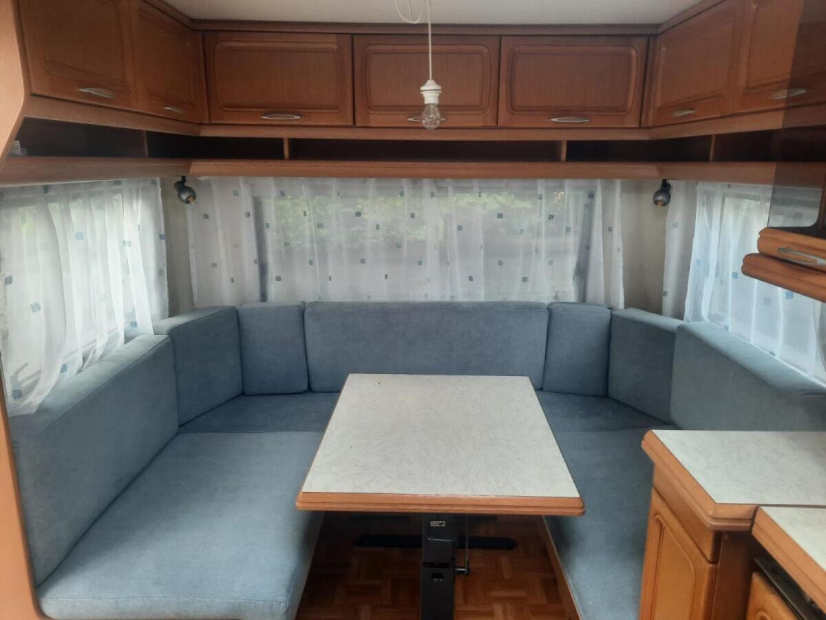 Wohnwagen Hobby 495 3