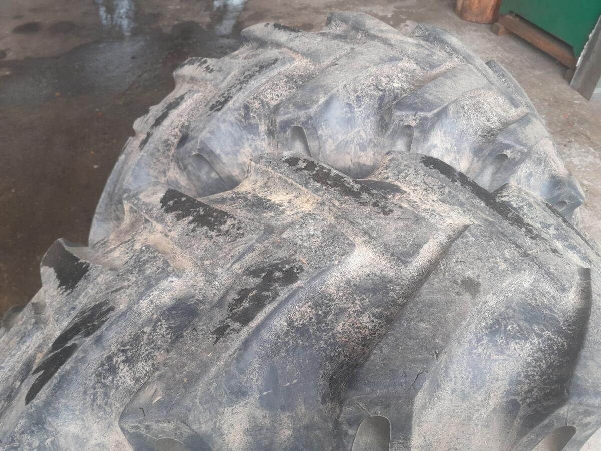 Reifen 12.5-20 Continental 3