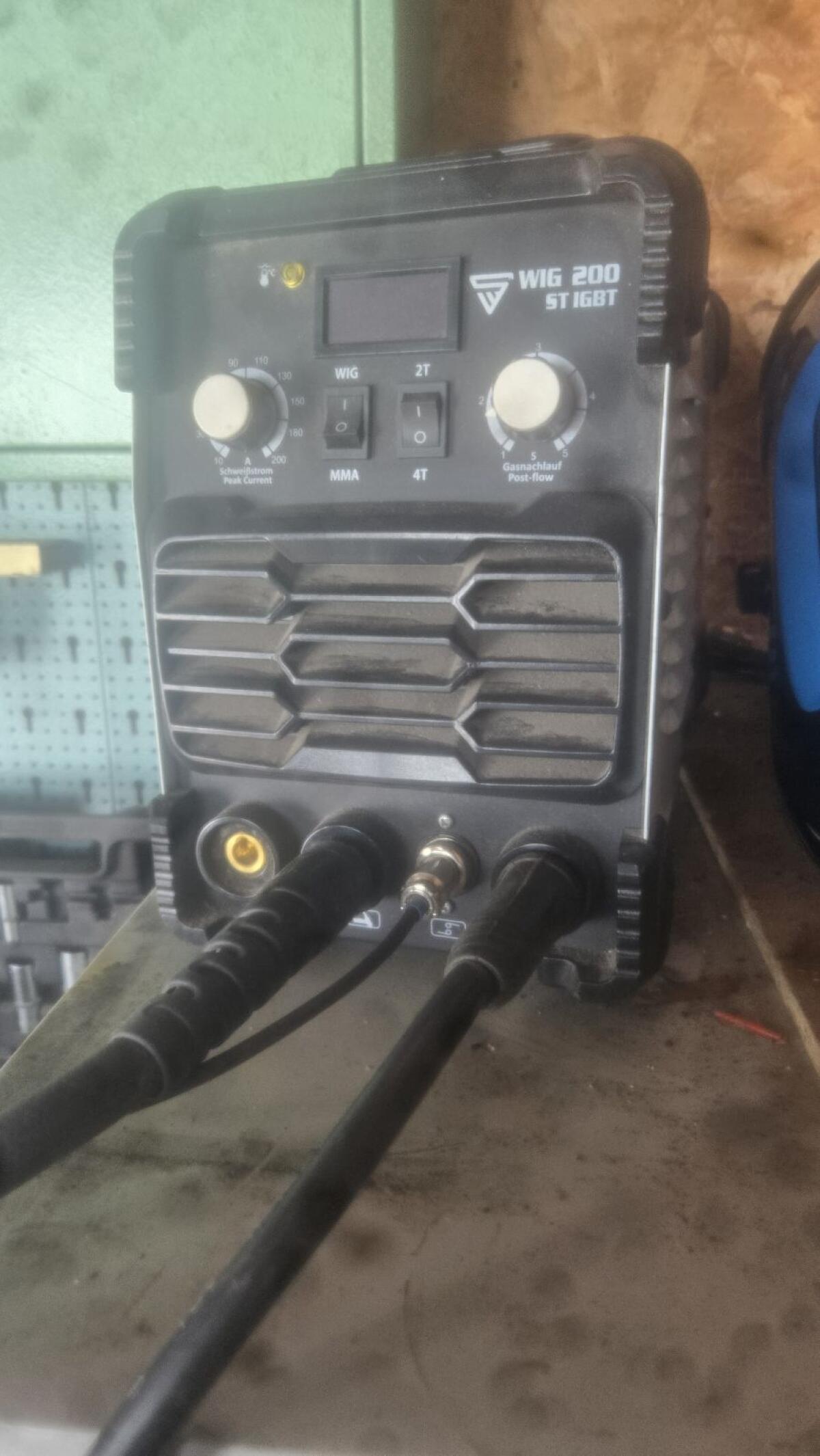 WIG Schweißgerät 200 Stahlwerk 2